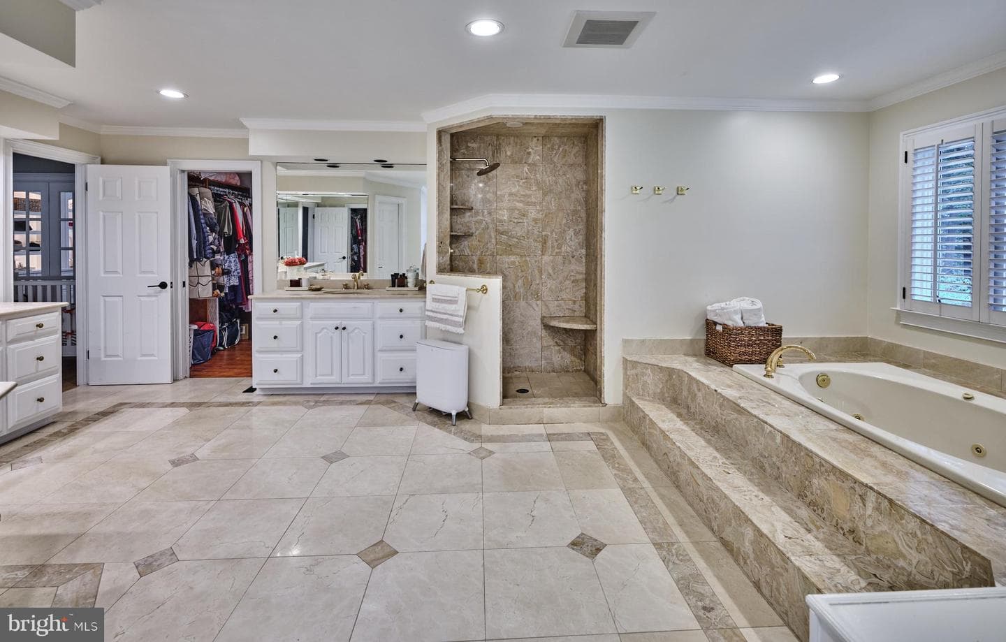 36 Timber Knoll Drive photo 28