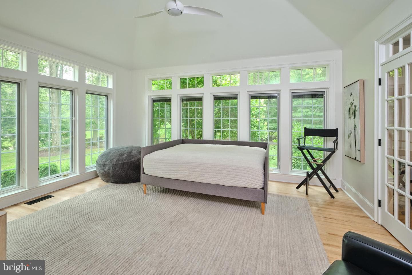 36 Timber Knoll Drive photo 9