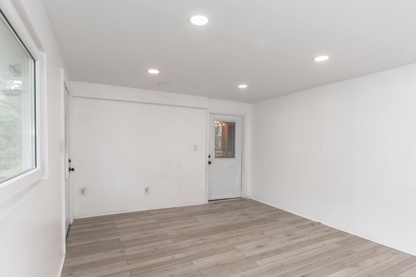 313 Wyoming Avenue photo 36