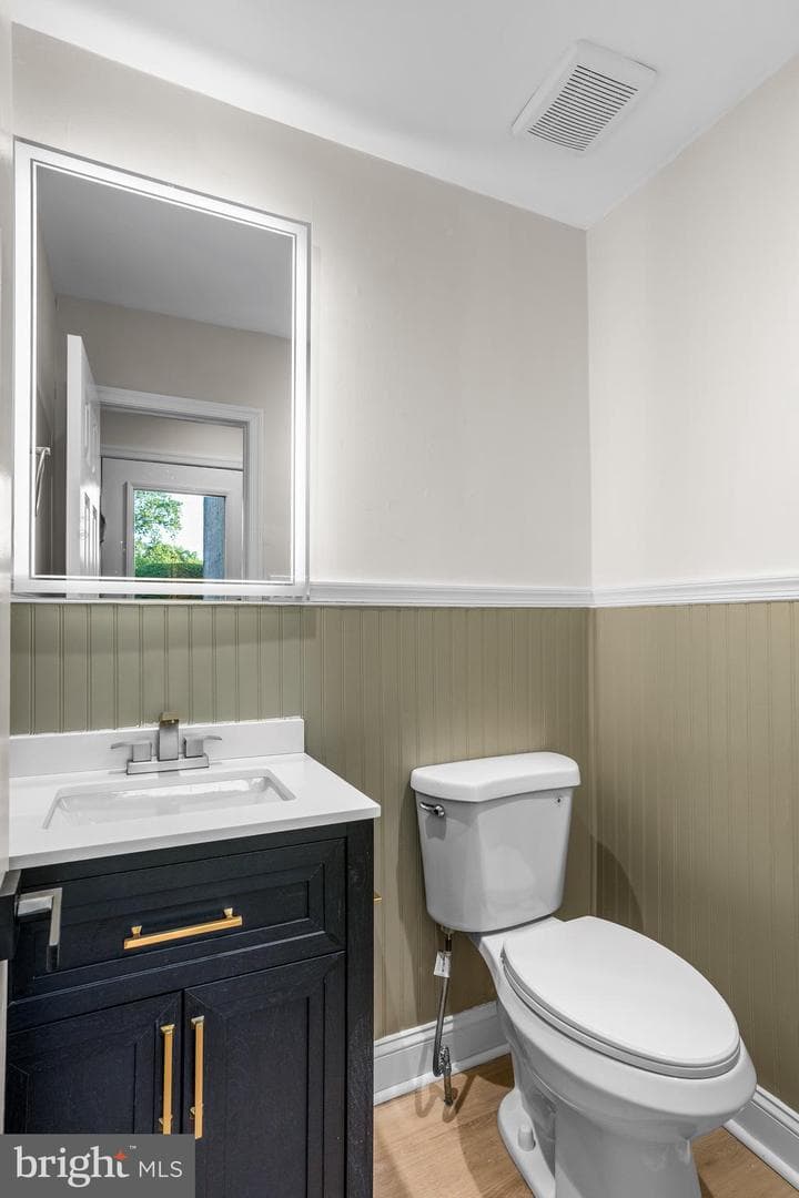 682 Woodlyn Drive photo 20