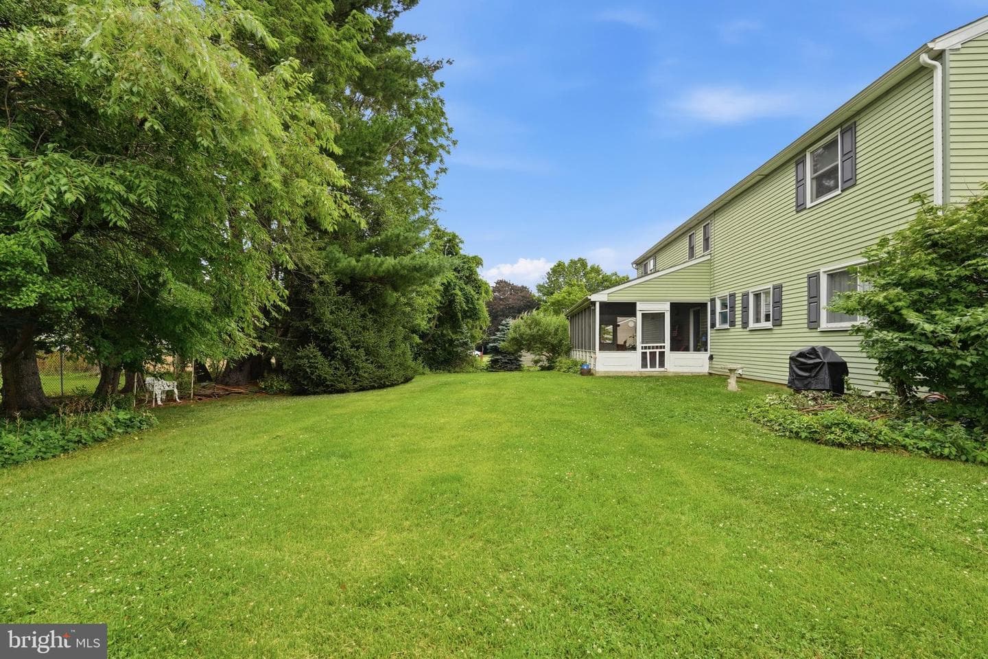 290 Pheasant Run photo 47