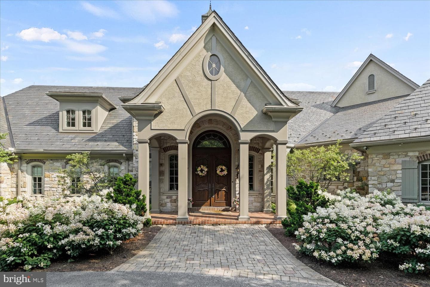 300 River Bend Drive photo 15