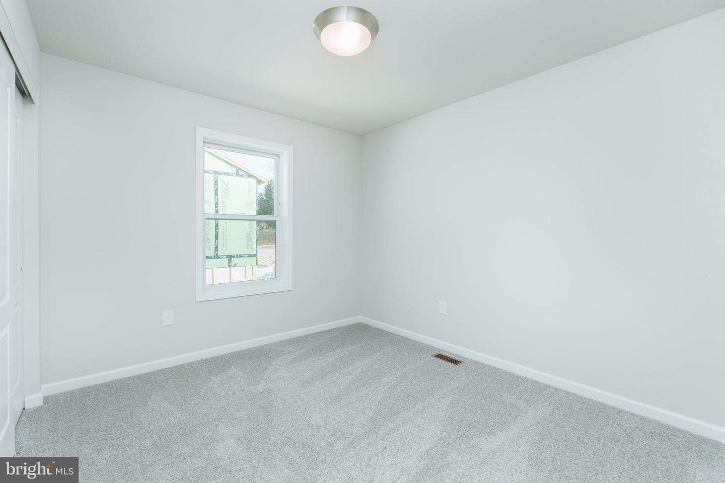 12 Cheltenham Lane photo 28