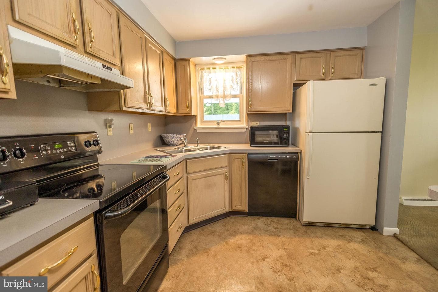 5003 Mcdonald Drive photo 16