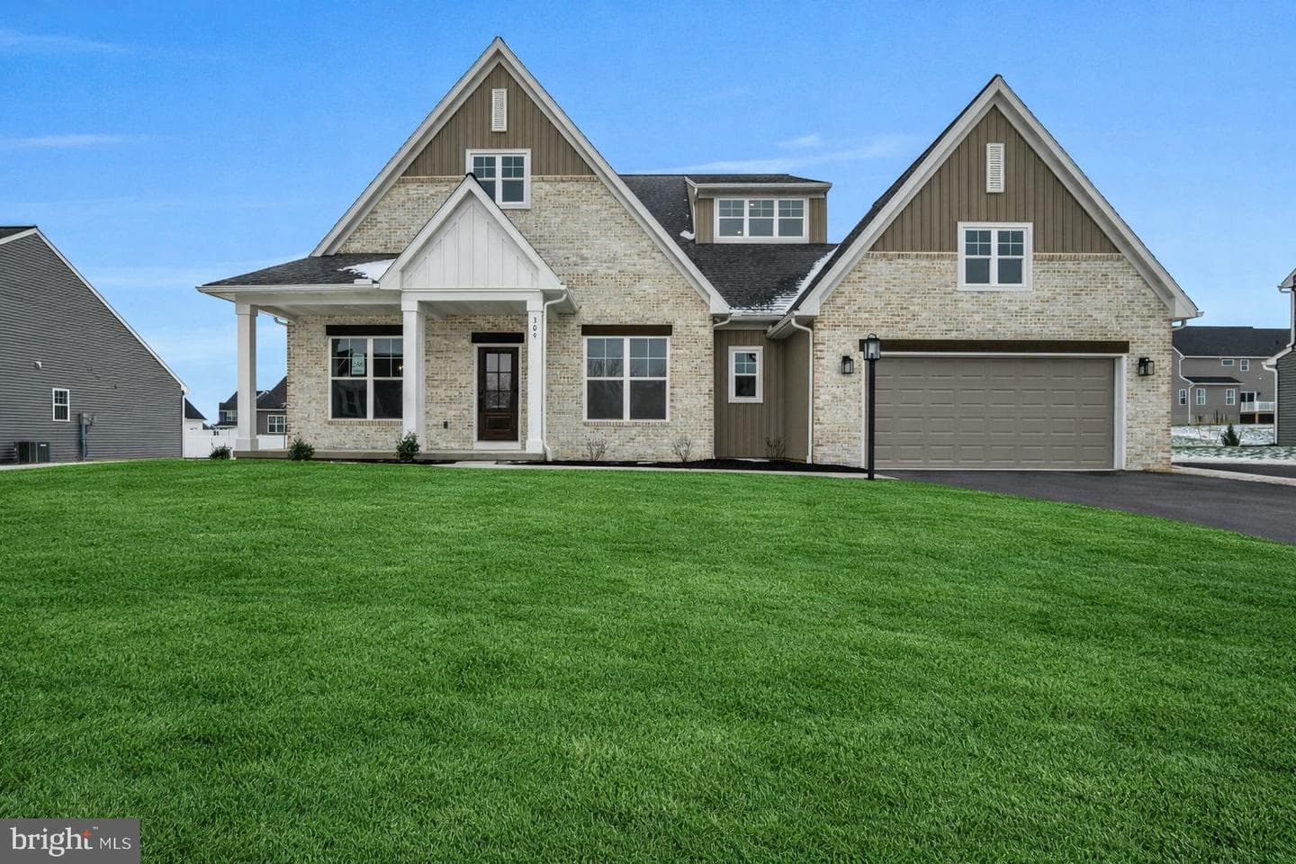 309 Deerfield Lane