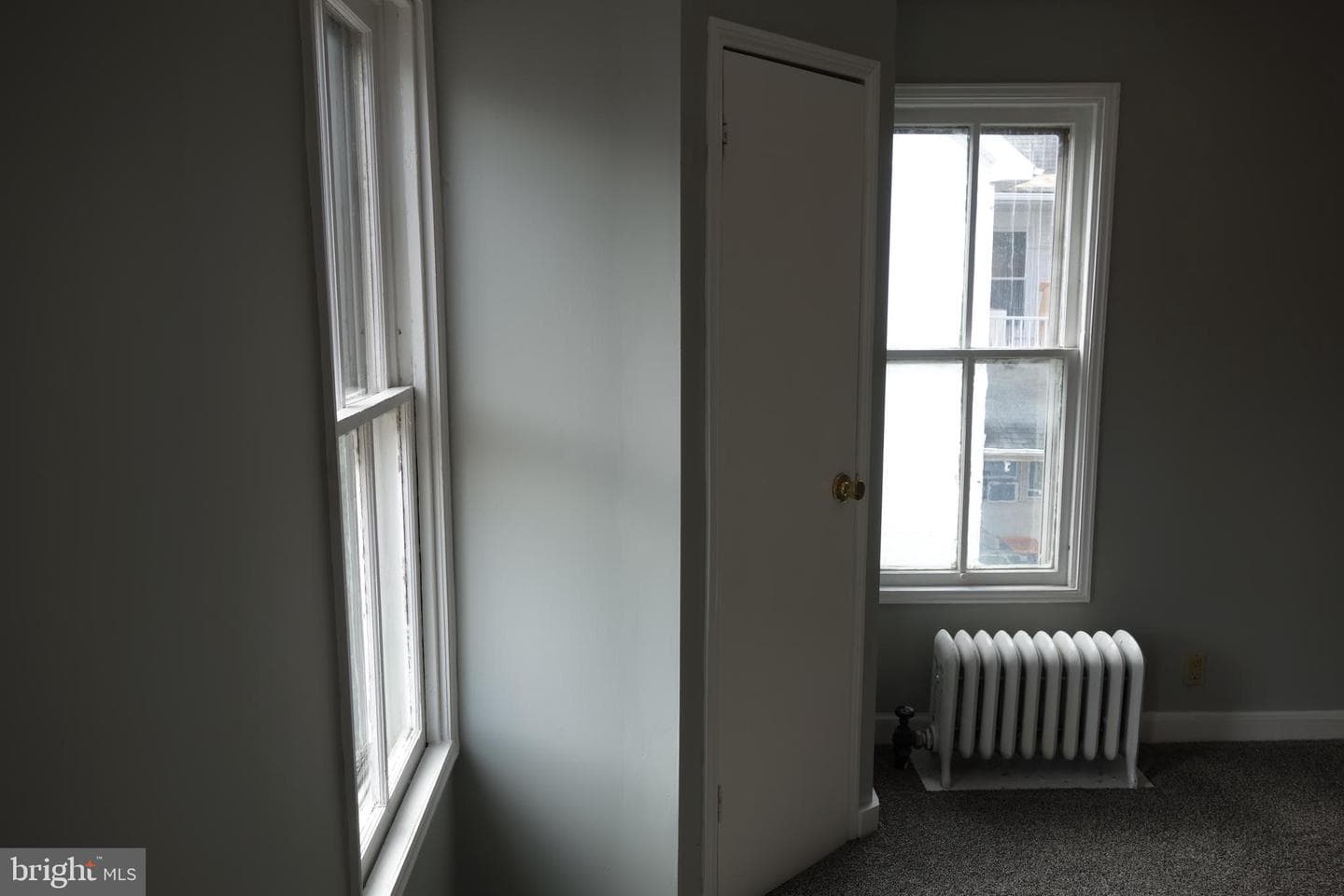311 E Garfield Street photo 14