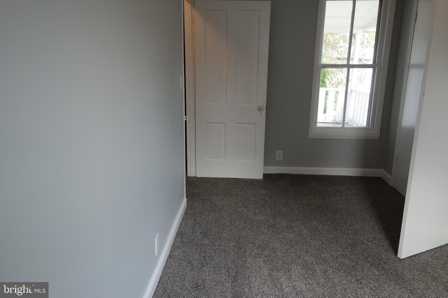 311 E Garfield Street photo 19