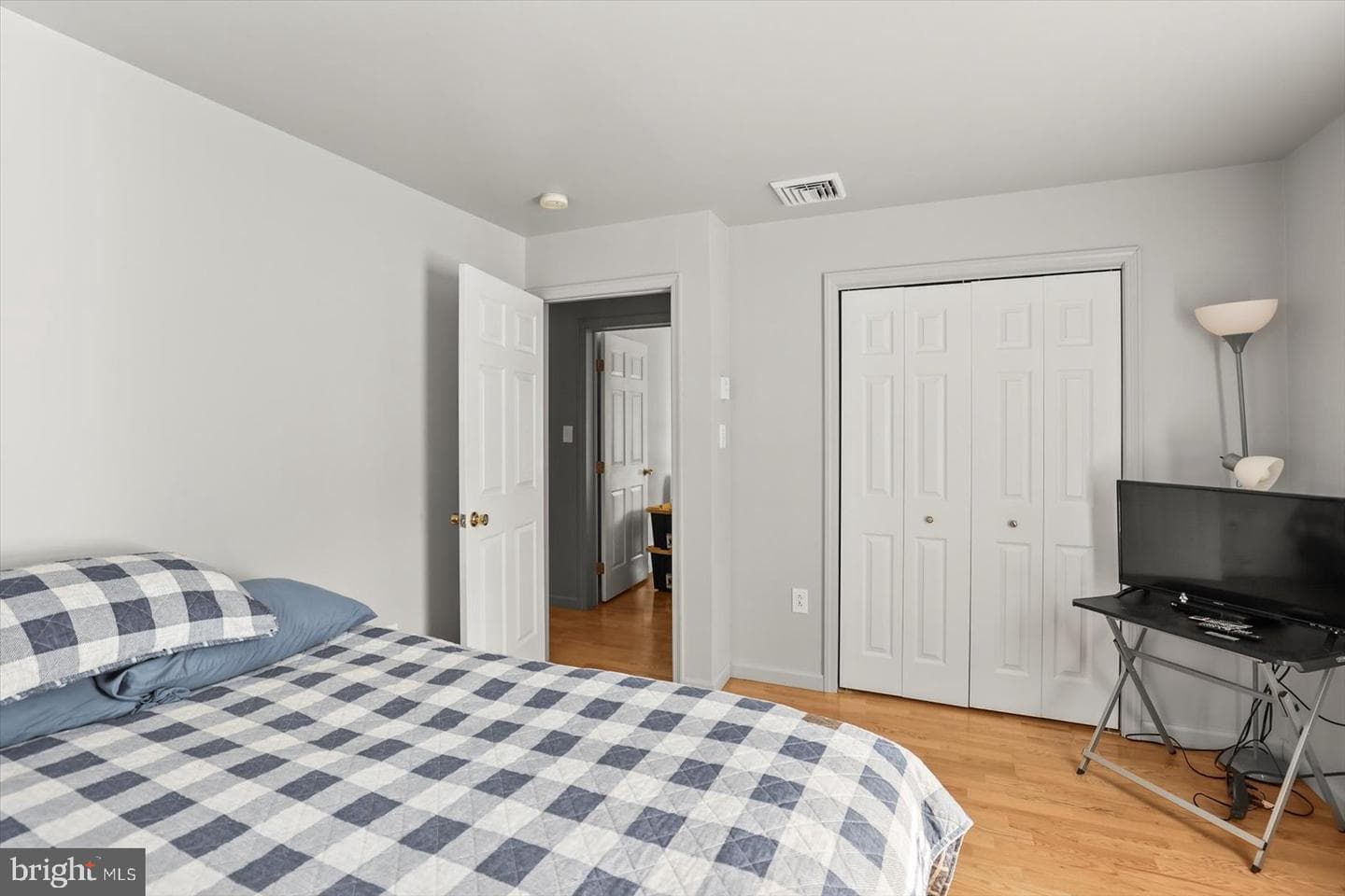 21 Skyport Road photo 18