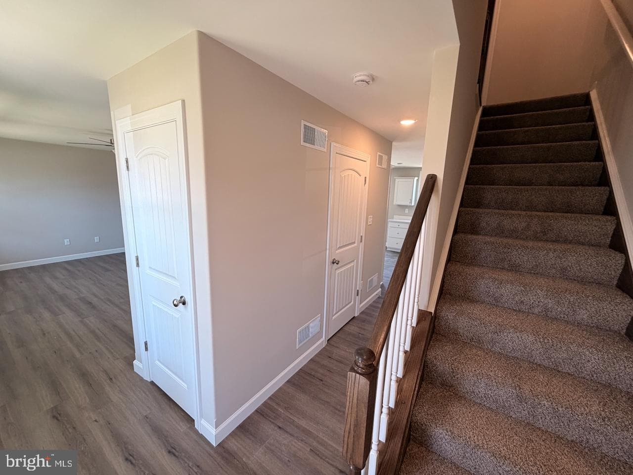 306 Rine Dr photo 3