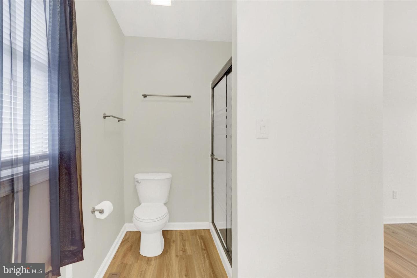 645 W First Street photo 41