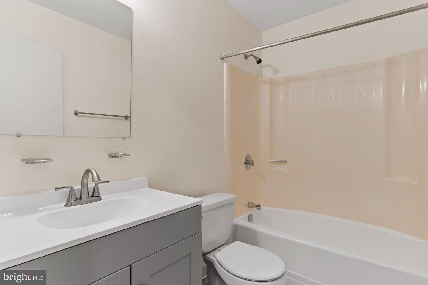 819 Brian Drive photo 17
