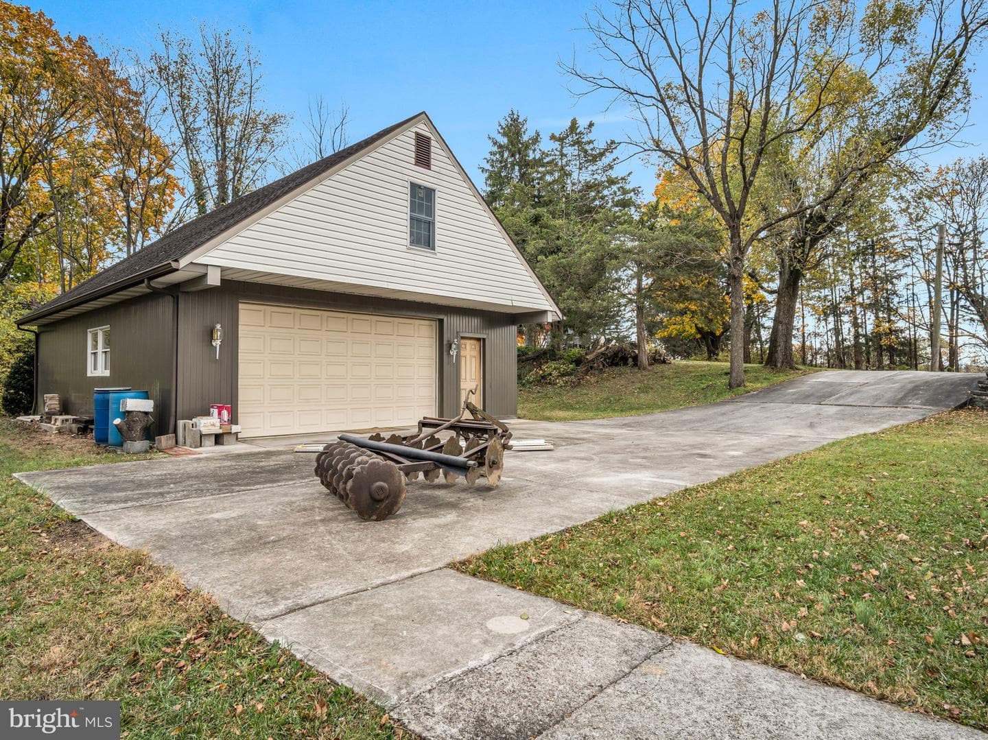 14 Garden Drive photo 34