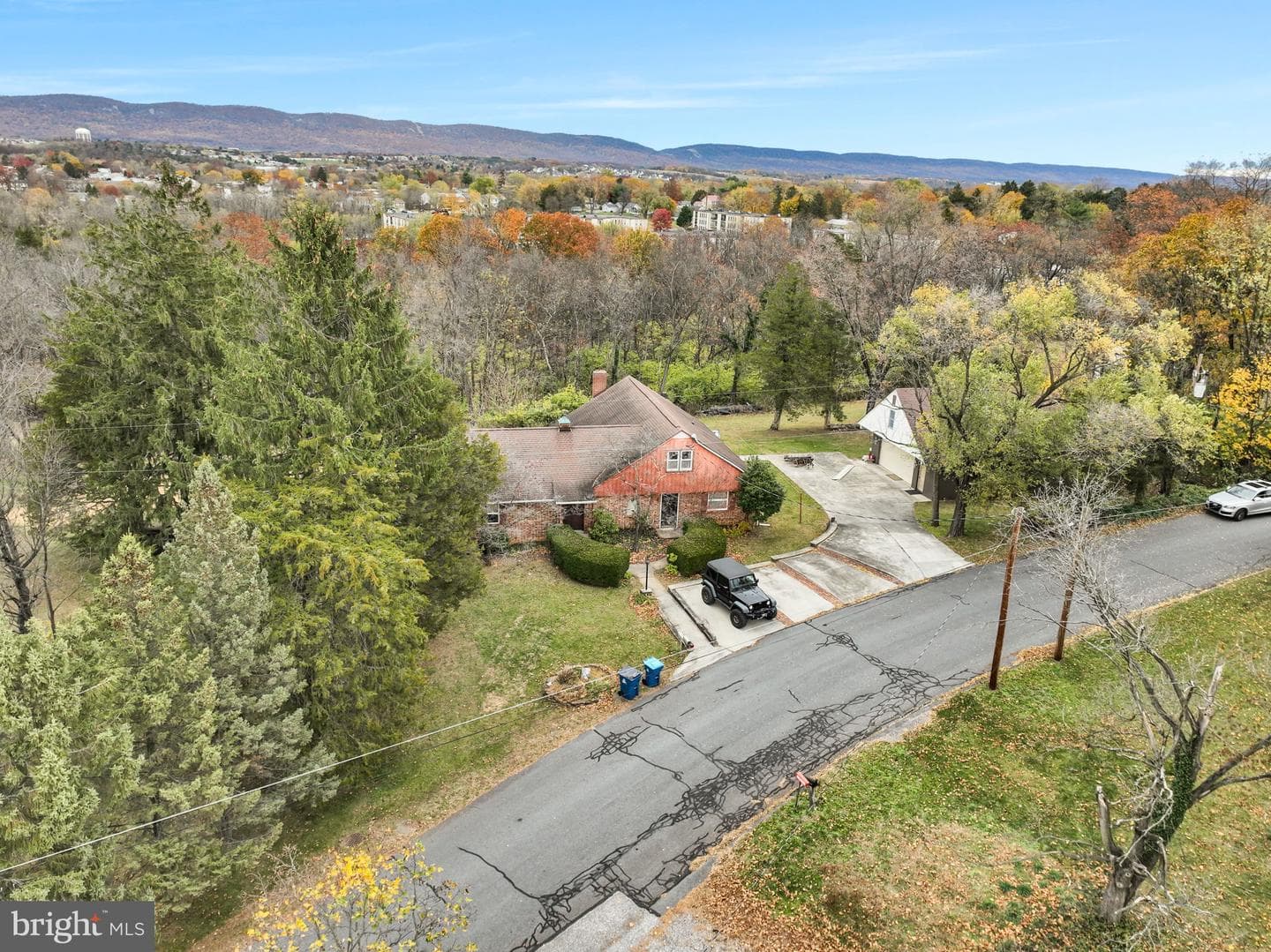 14 Garden Drive photo 48