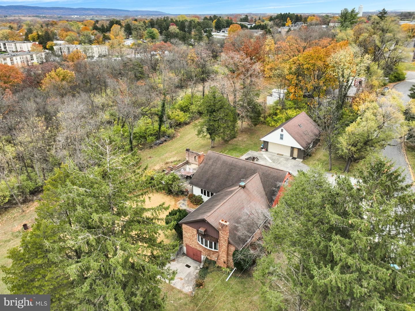 14 Garden Drive photo 49