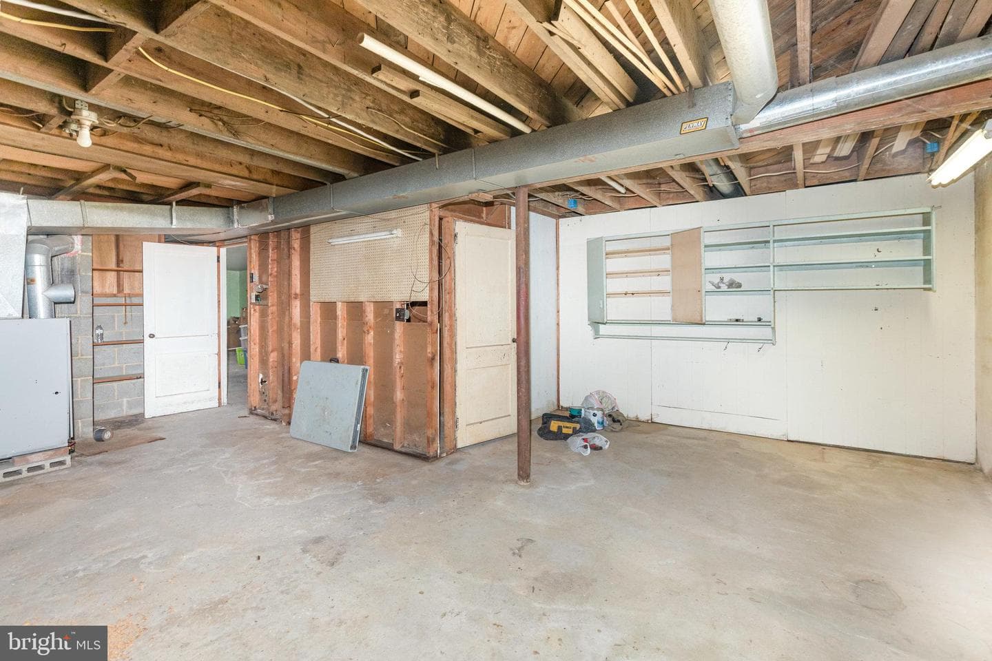 93 Beard Road photo 16