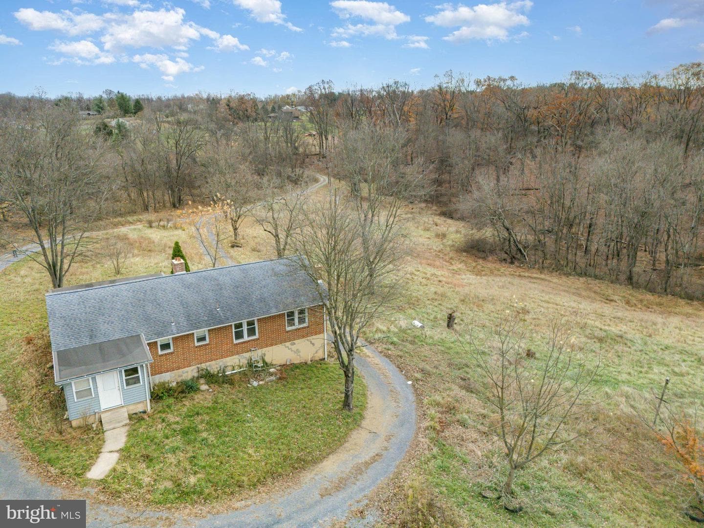 93 Beard Road photo 24