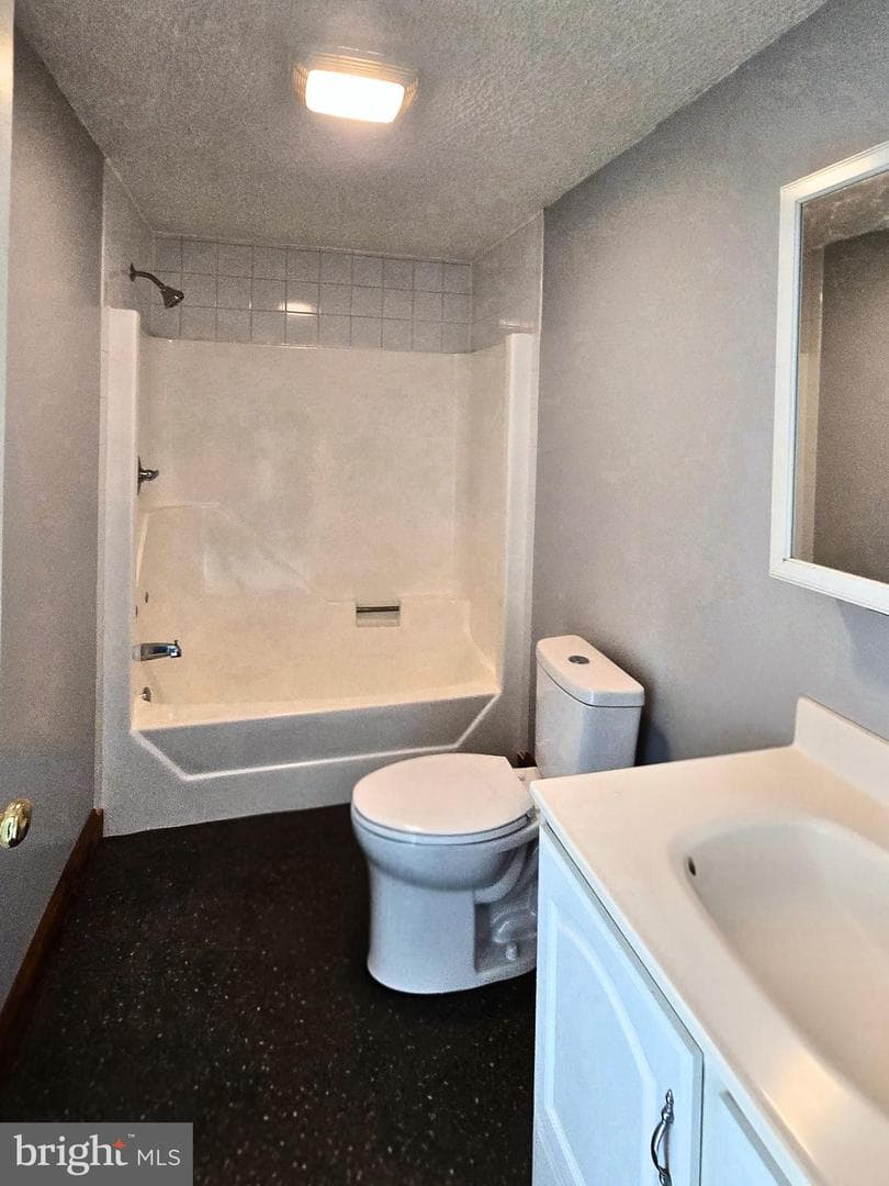 6859 Wertzville Road photo 36