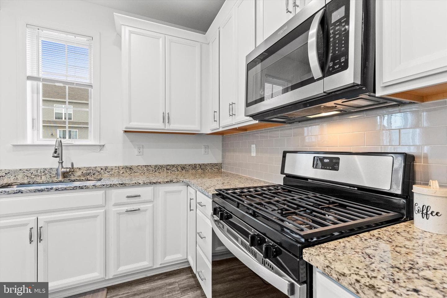 1304 Innox Rd photo 15