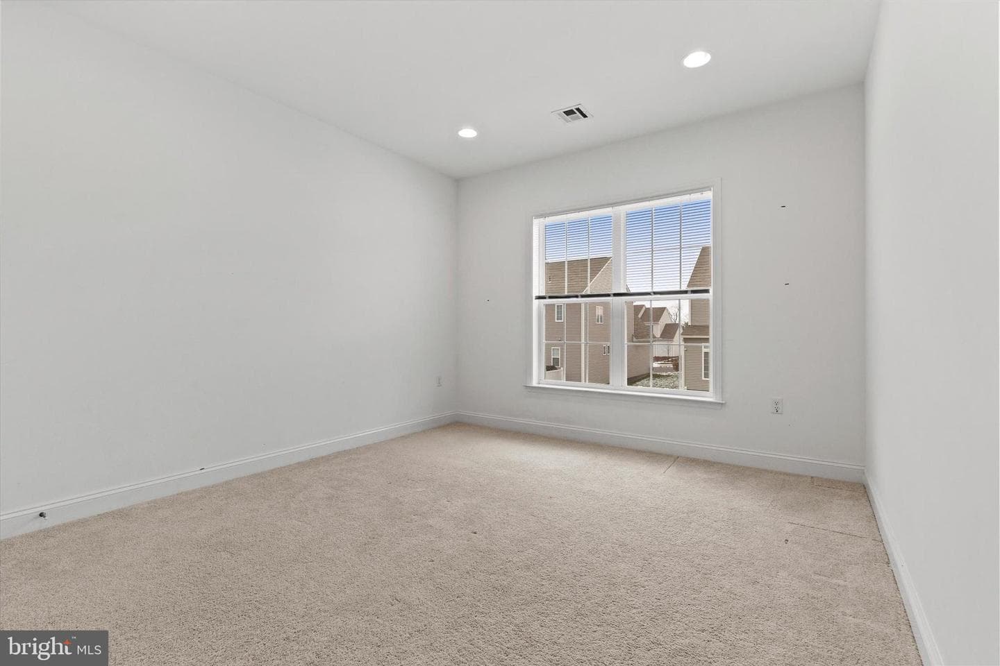 1304 Innox Rd photo 28