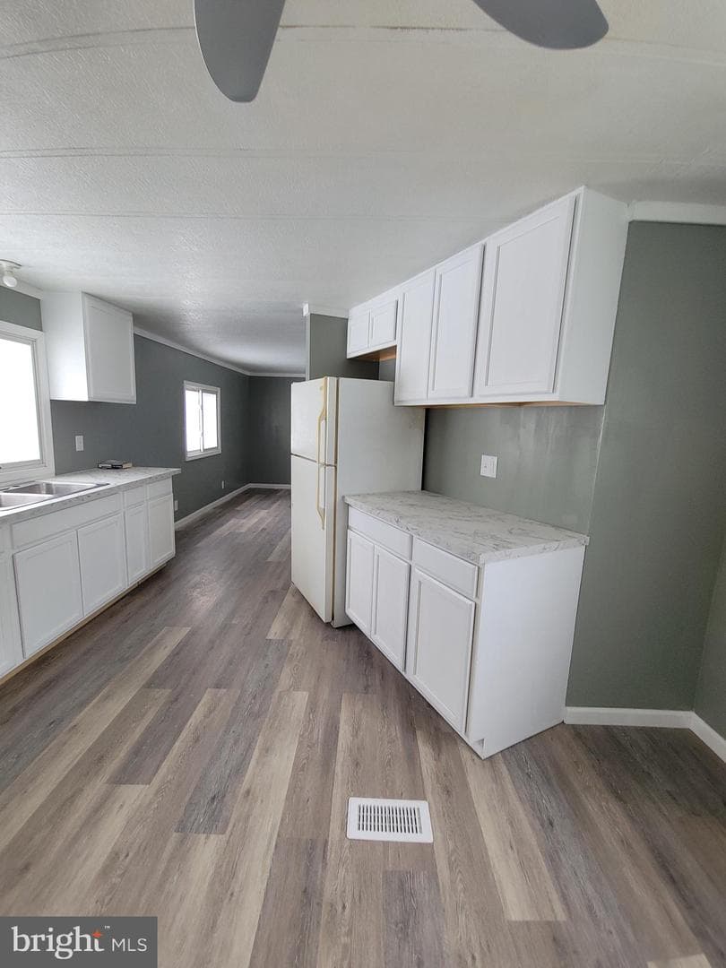 7 Buttonwood Lane photo 5