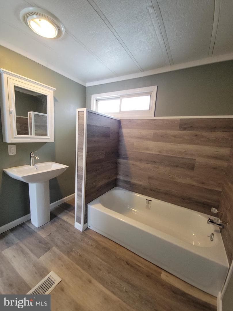 7 Buttonwood Lane photo 8