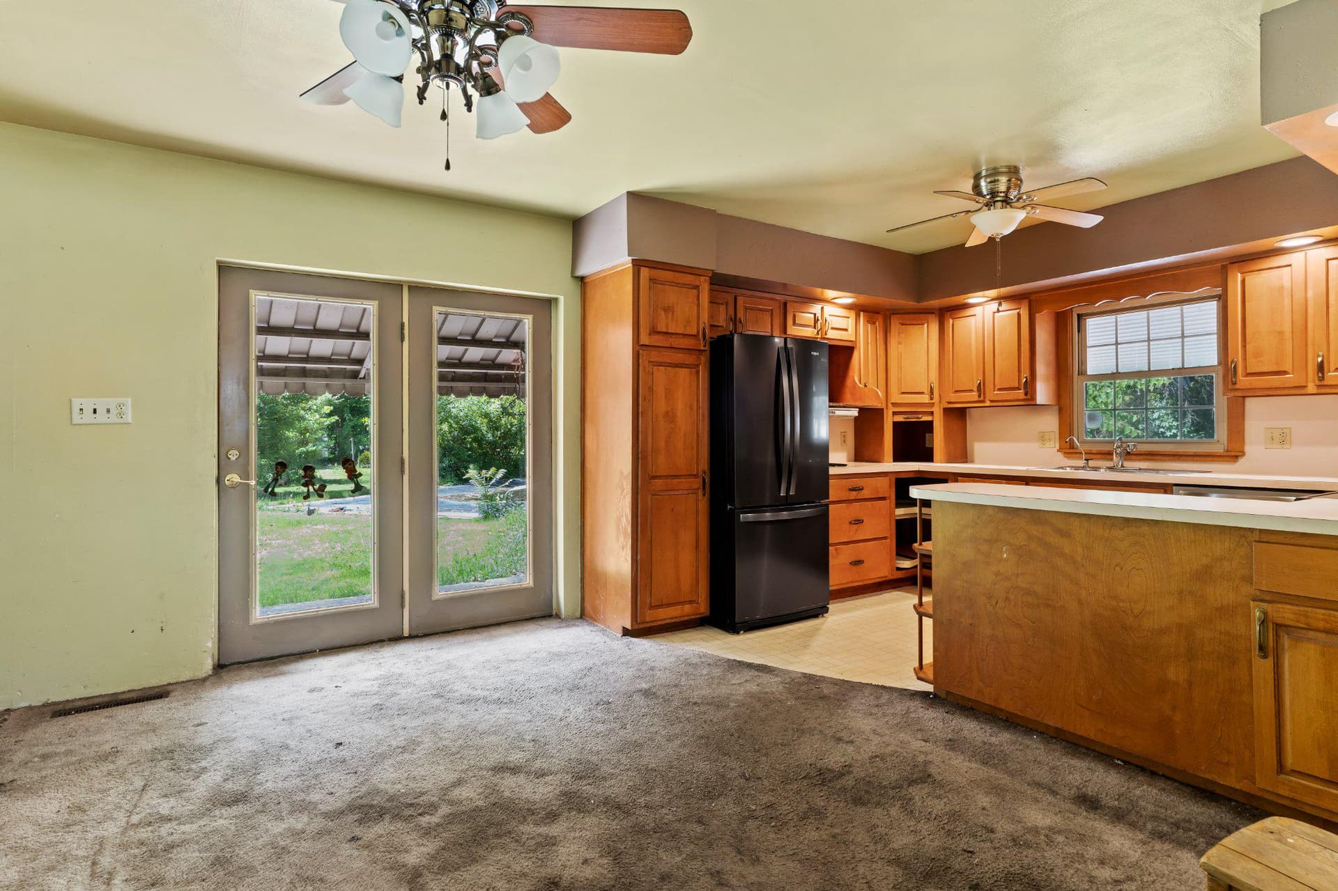 351 Lowther Street photo 5