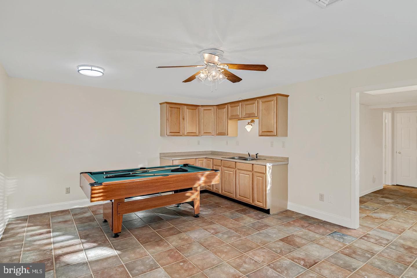 583 Ariel Court photo 25