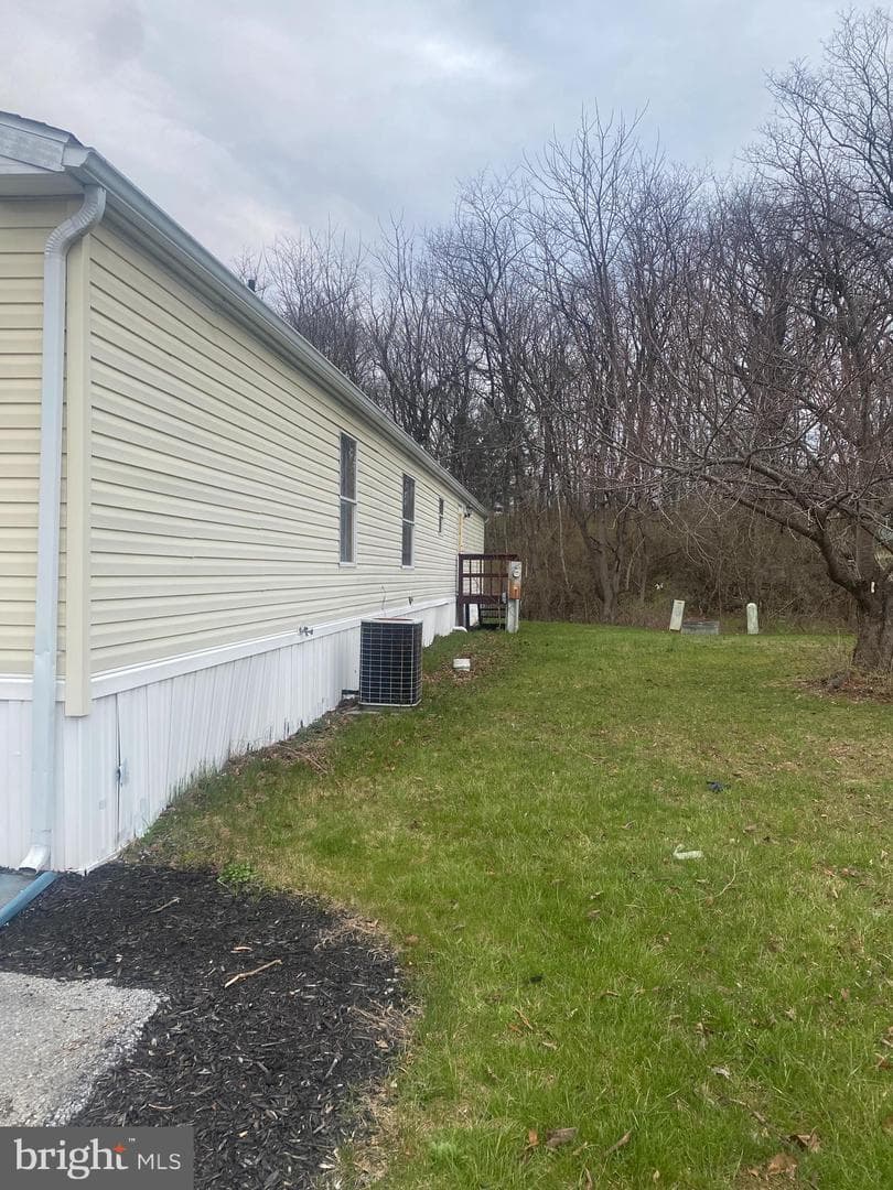 80 Vasilios Drive photo 2