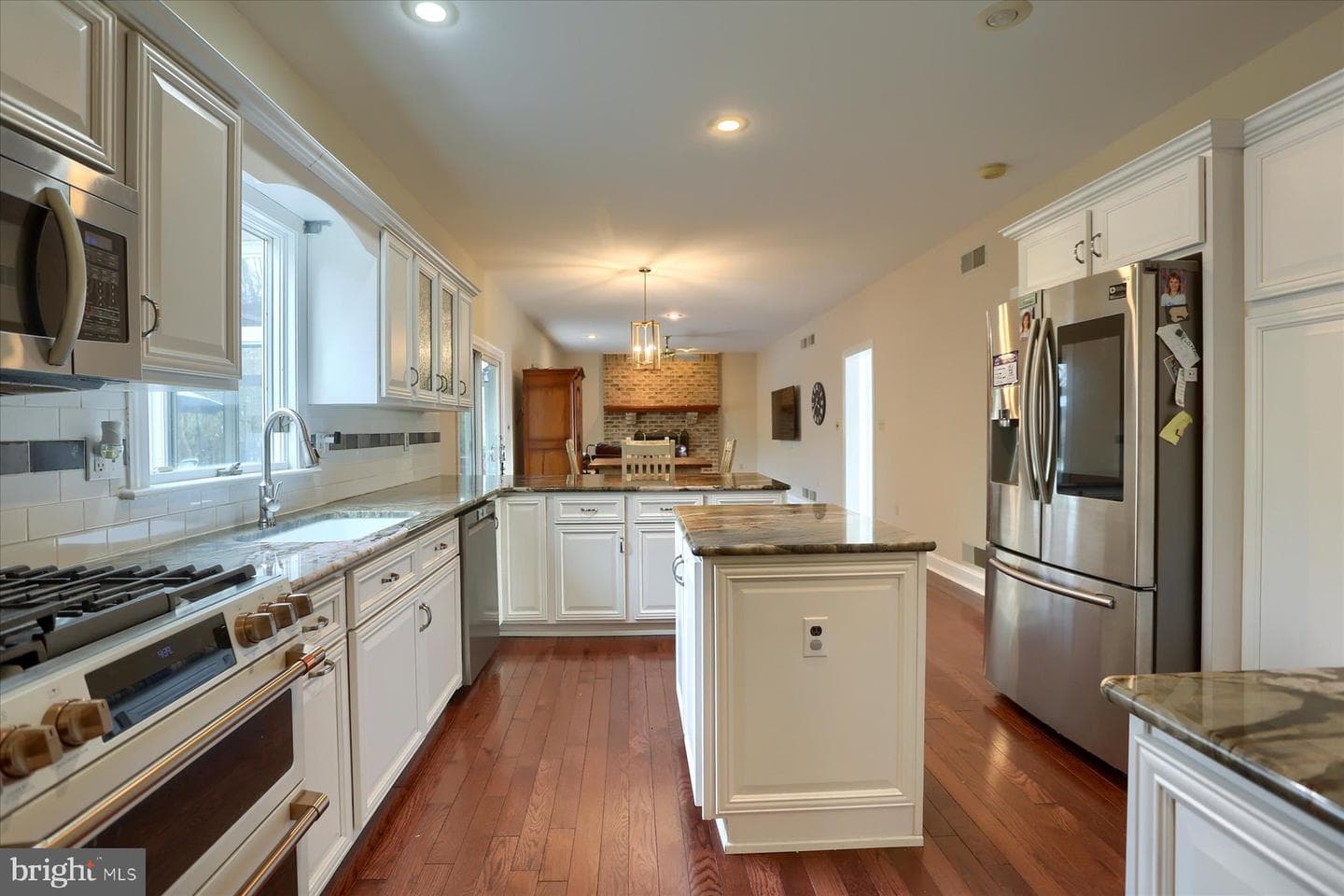 1014 S Waterford Way photo 13