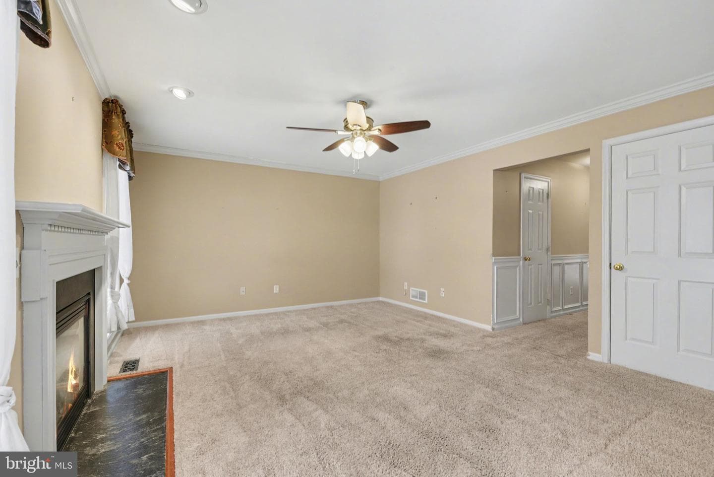 127 Coventry Drive photo 5