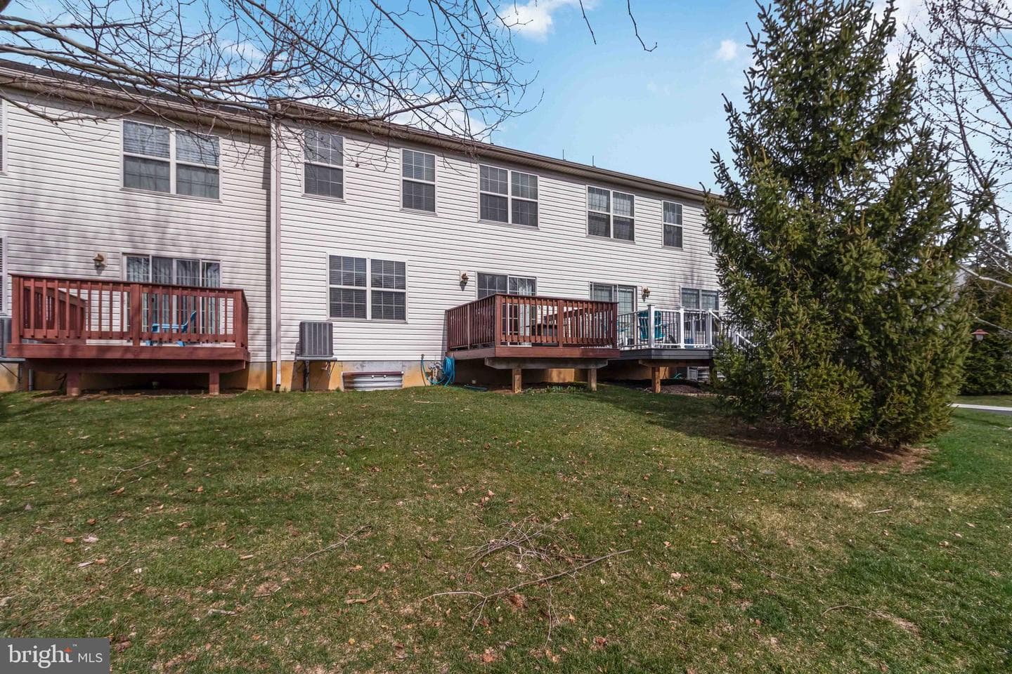 703 Jonathan Court photo 29