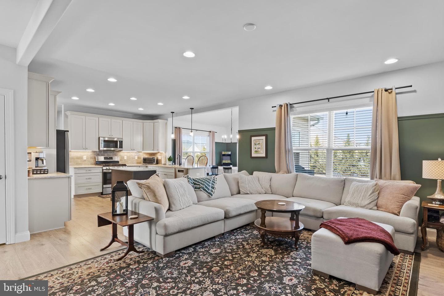 112 Kensington Place photo 18