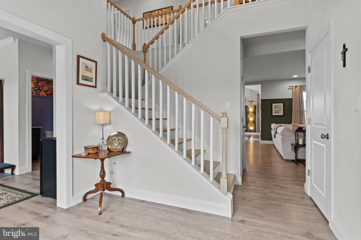112 Kensington Place photo 4