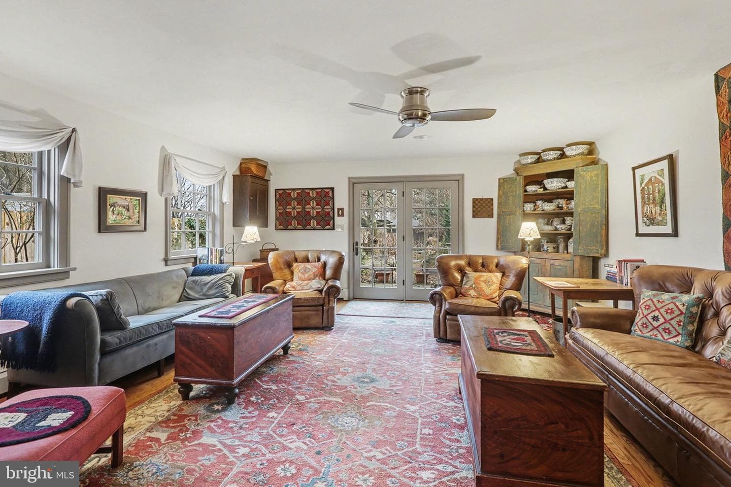 136 W Pomfret Street photo 18