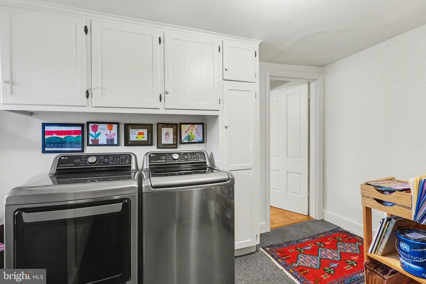 136 W Pomfret Street photo 28