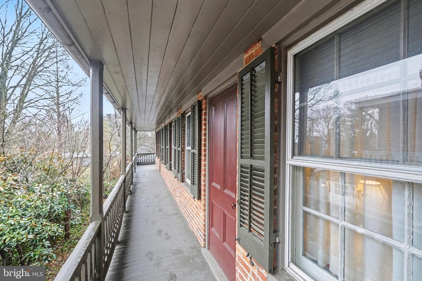136 W Pomfret Street photo 38