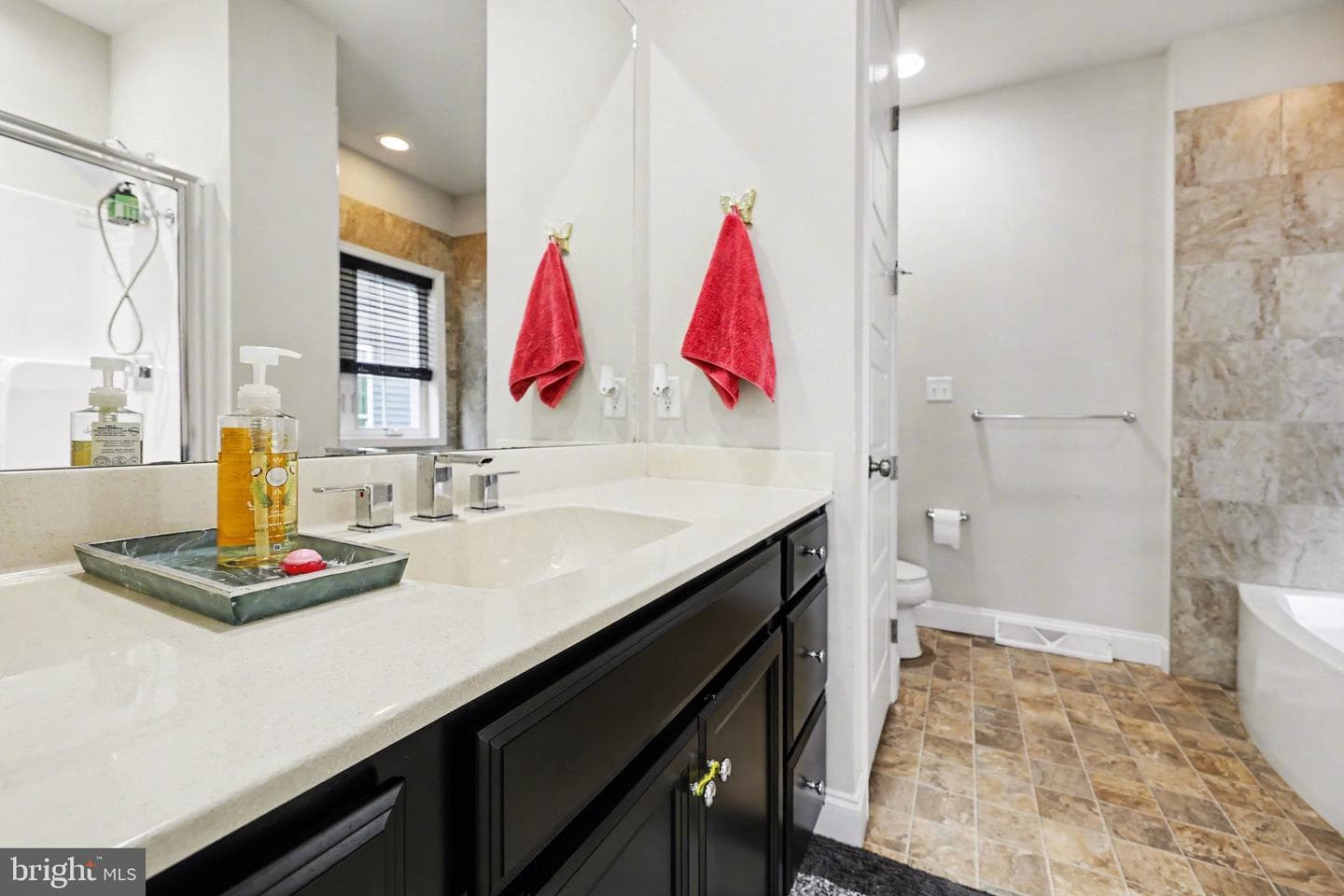 80 Butterfly Drive photo 16