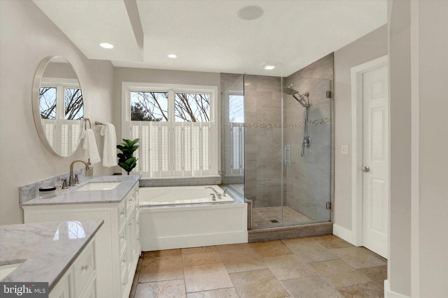1140 Windsor Road photo 40