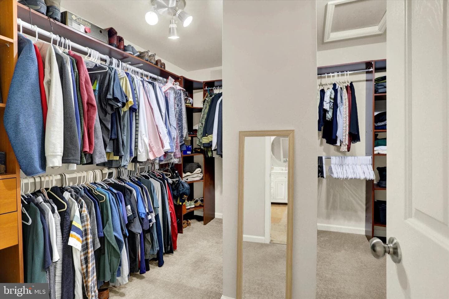 1140 Windsor Road photo 42