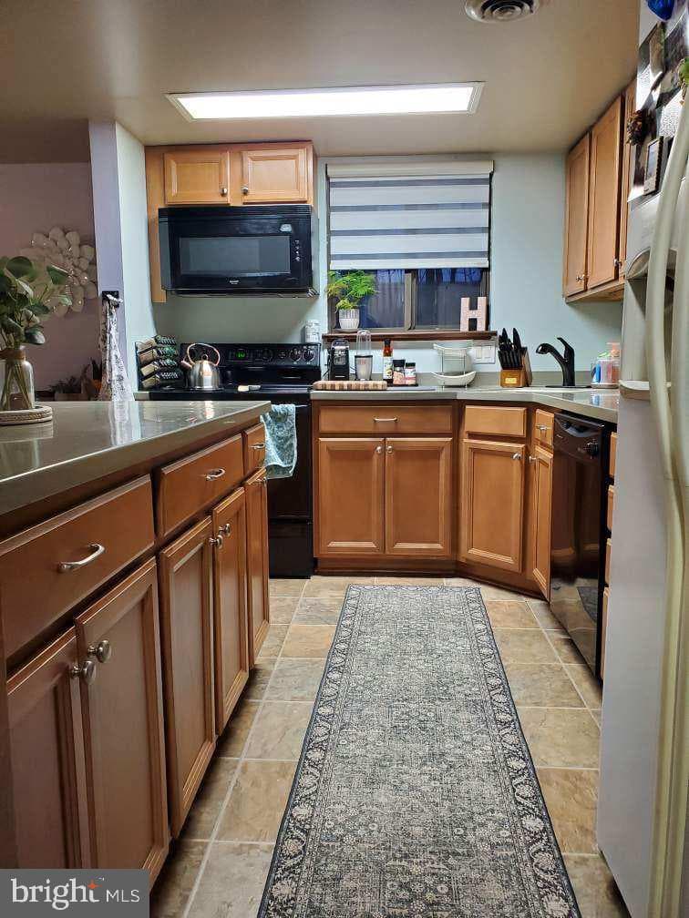 642 Cedar Ridge Lane photo 9