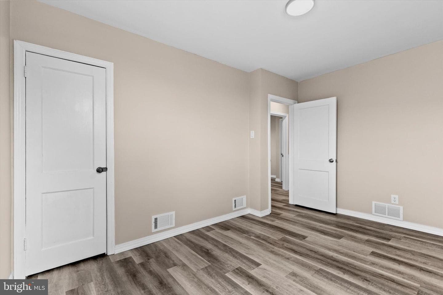 504 N Enola Drive photo 16