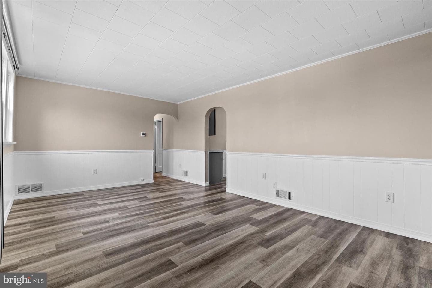 504 N Enola Drive photo 4
