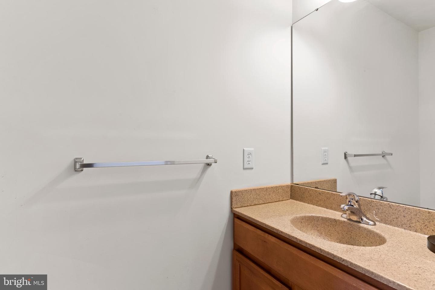 4230 Roth Farm Village Circle photo 4