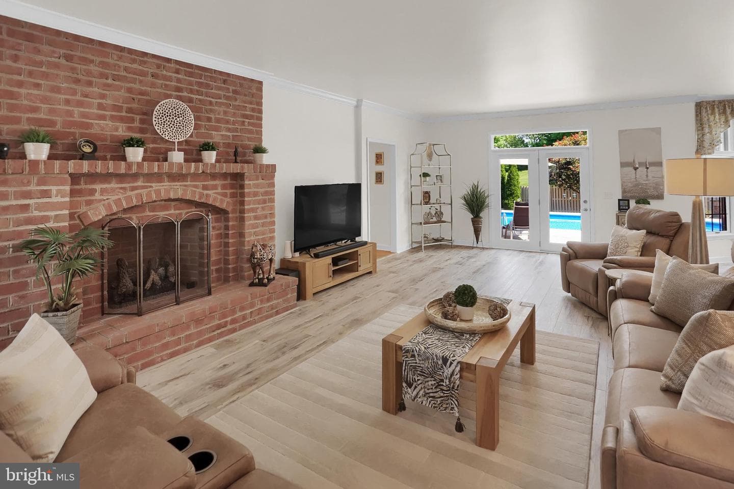 15 Derbyshire Drive photo 14