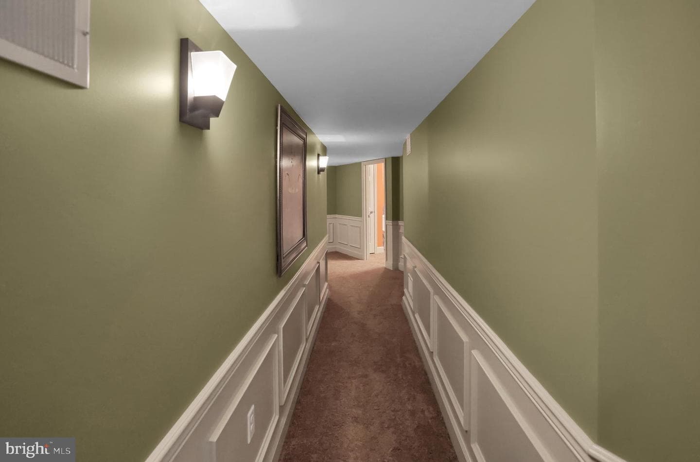 15 Derbyshire Drive photo 60