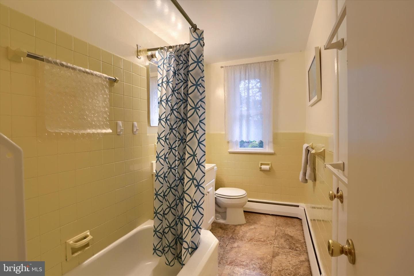 409 Blacklatch Lane photo 31