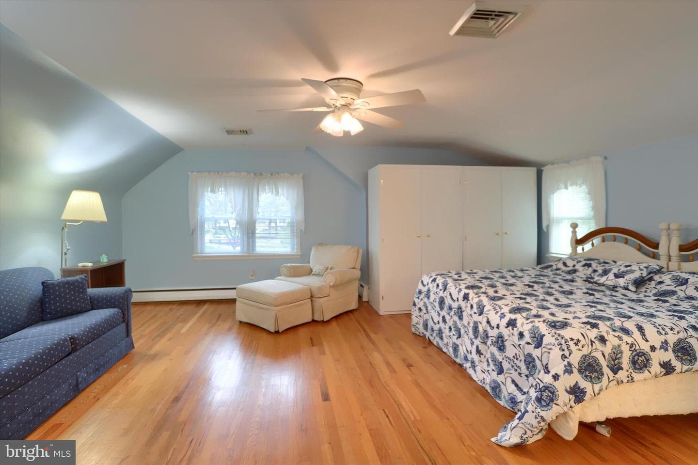409 Blacklatch Lane photo 33