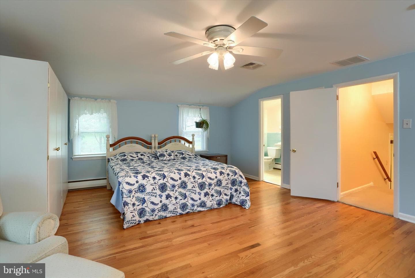 409 Blacklatch Lane photo 35
