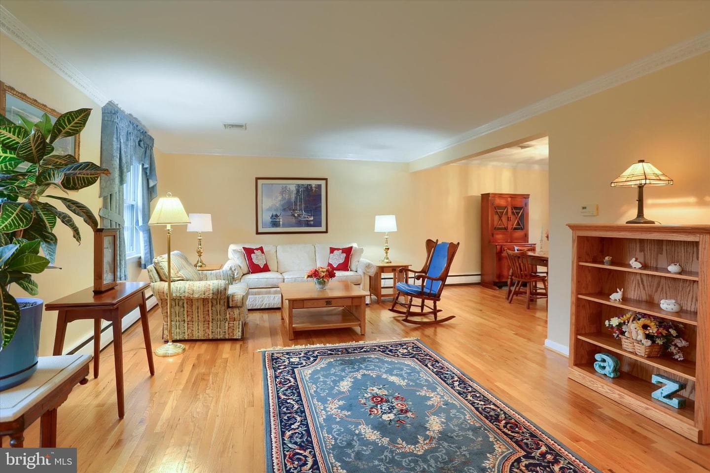 409 Blacklatch Lane photo 4