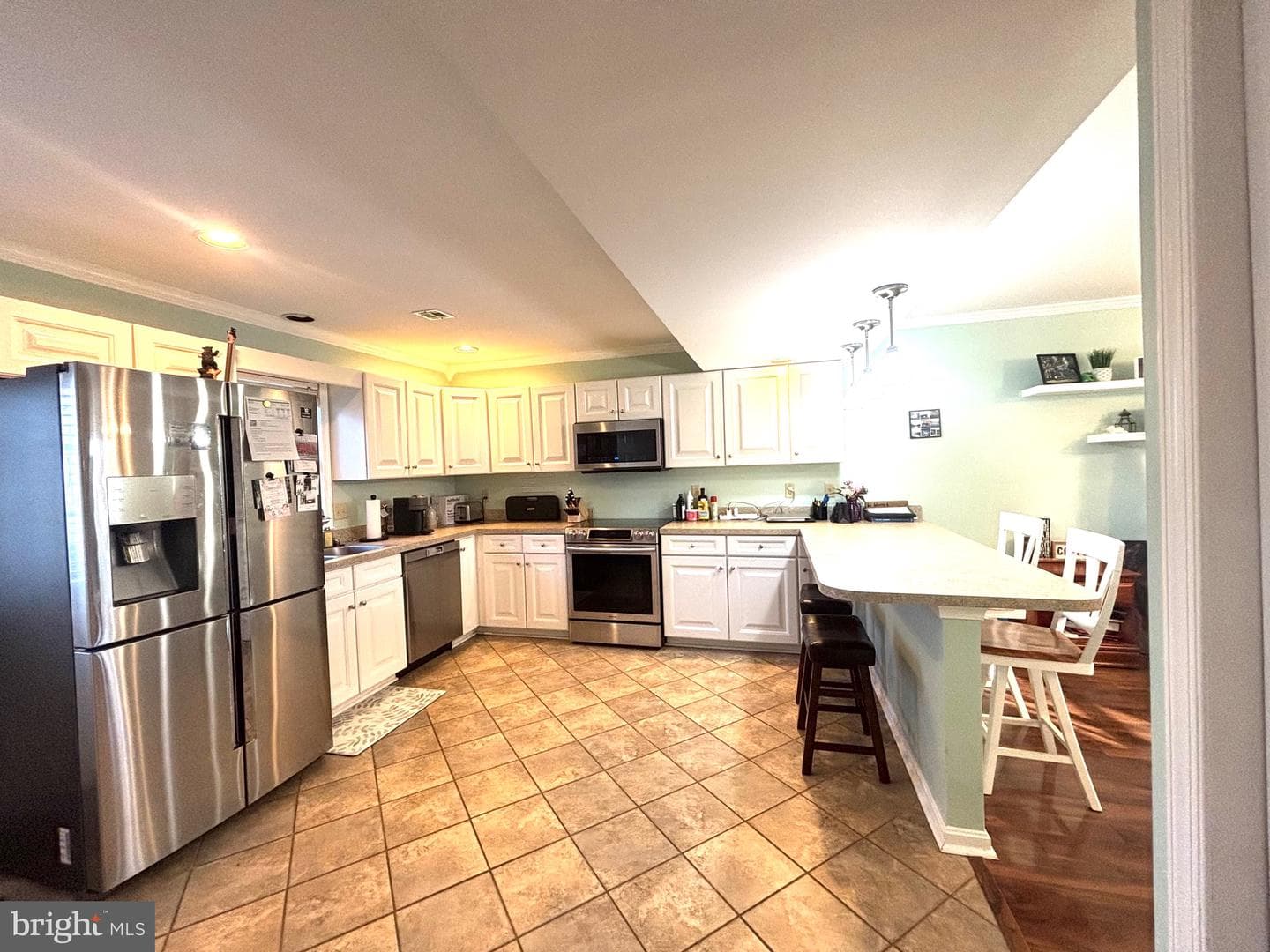 368 Melbourne Lane photo 9